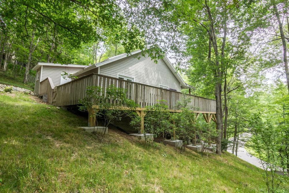 Villa A Treetop Escape à Blowing Rock Extérieur photo