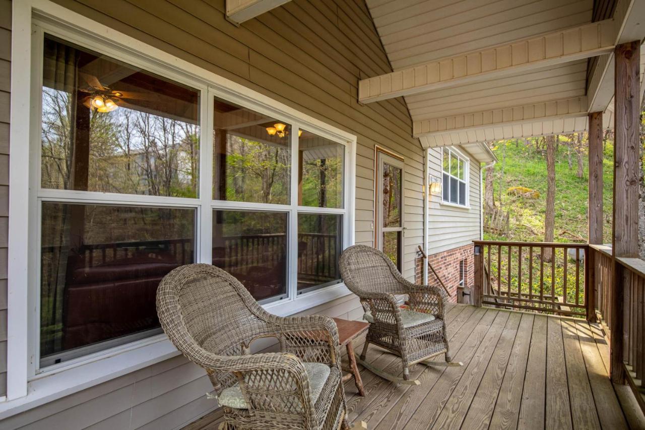 Villa A Treetop Escape à Blowing Rock Extérieur photo